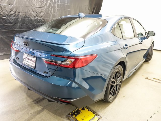 New 2026 Toyota Camry SE image 7