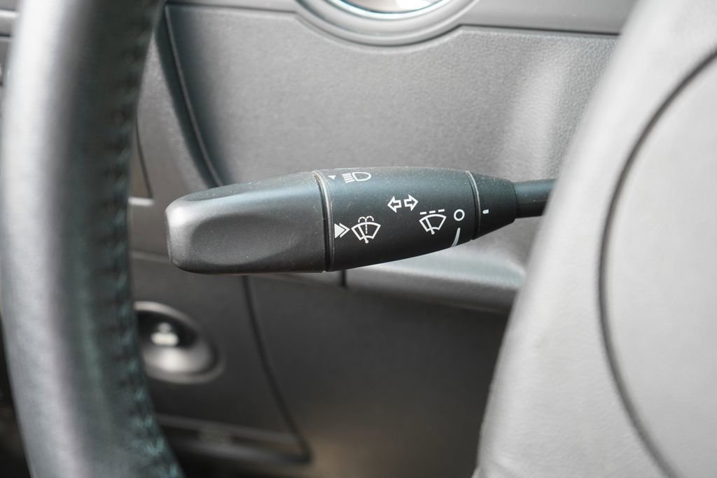 Used 2009 Dodge Challenger SRT8 RWD image 16