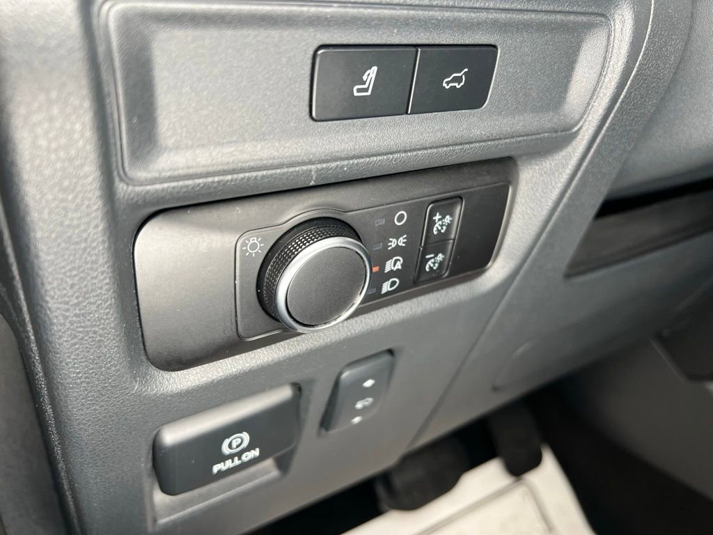 Used 2023 Ford Expedition Max XLT AWD/4WD image 16