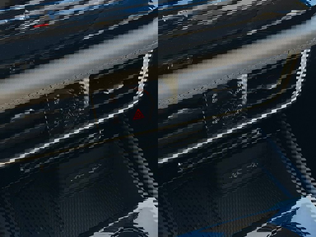 New 2026 Volkswagen Atlas Peak Edition image 37