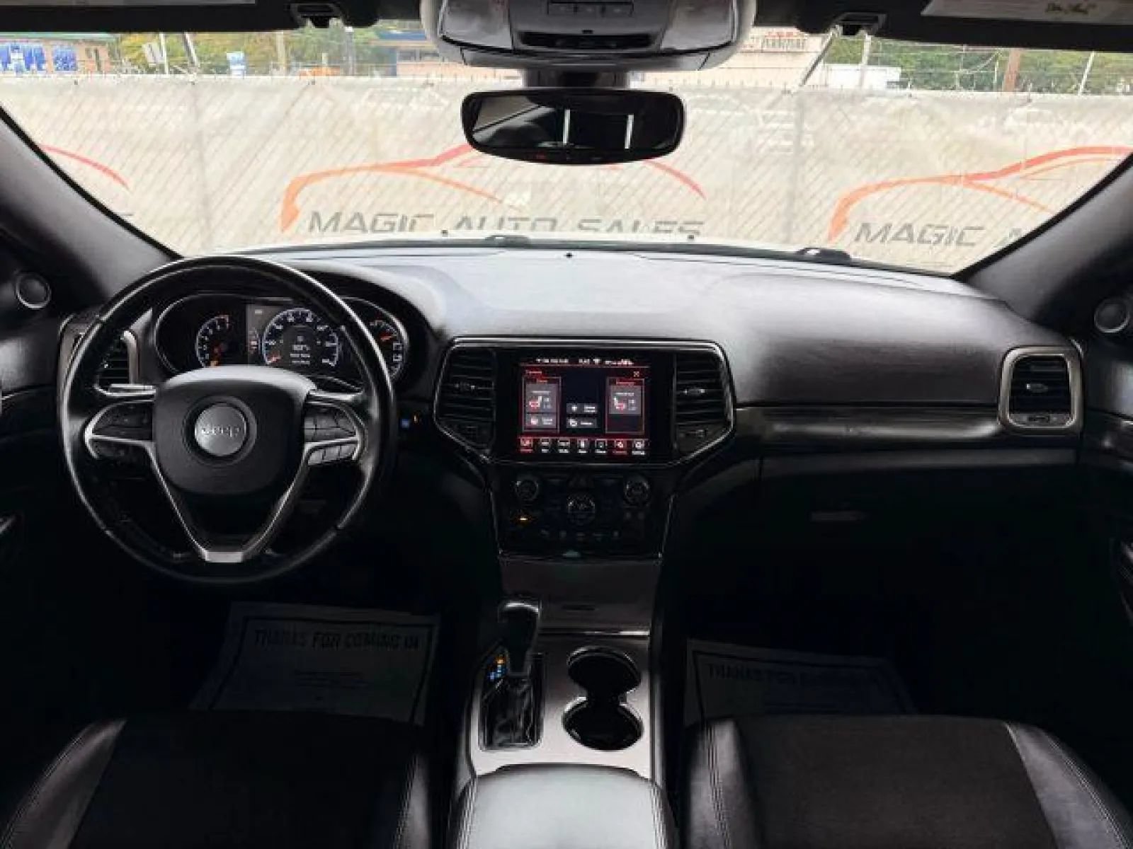 Used 2020 Jeep Grand Cherokee Altitude AWD/4WD image 25