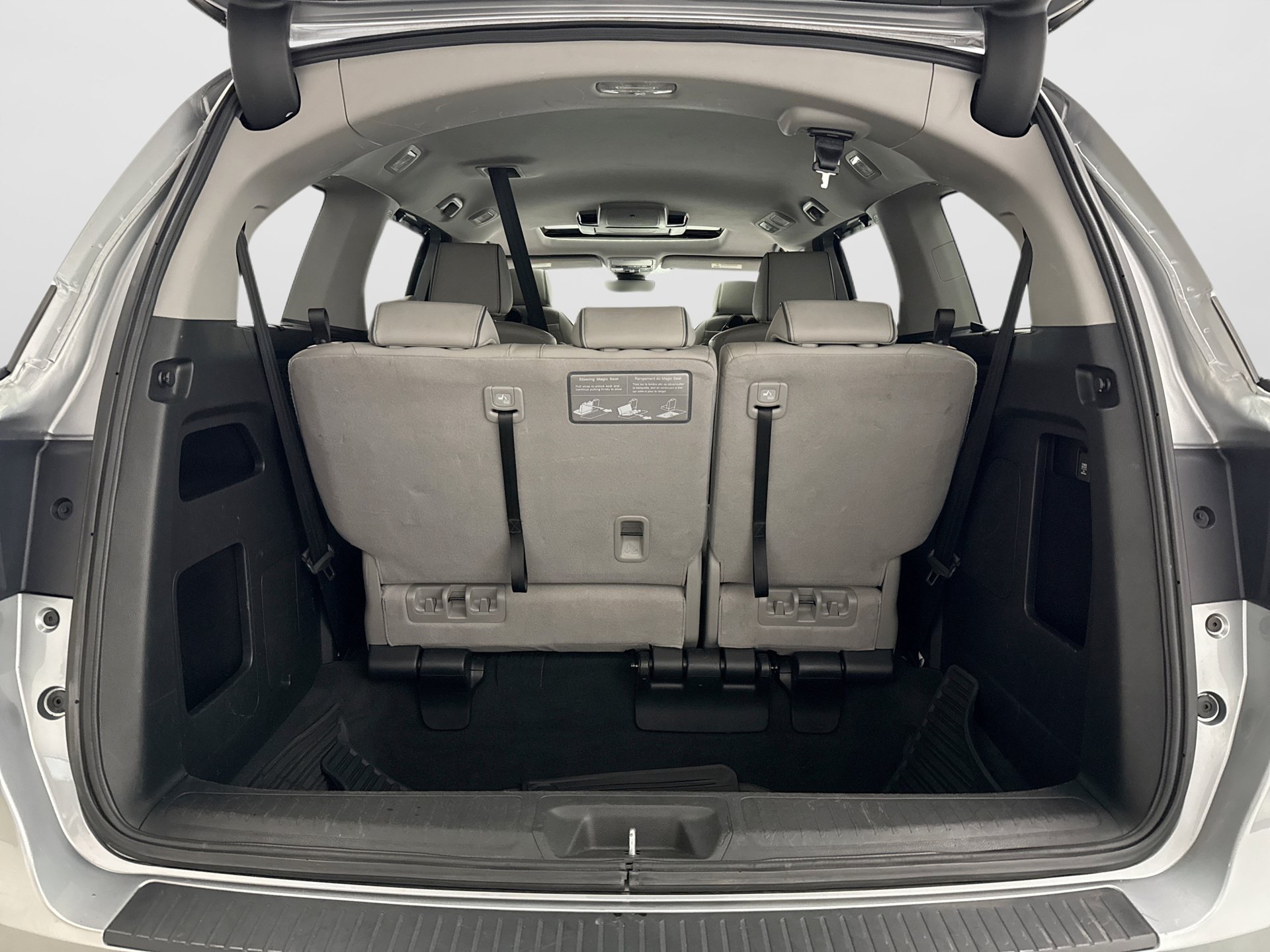 Used 2023 Honda Odyssey Elite image 21