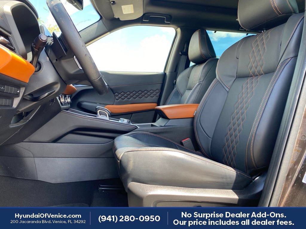 Used 2022 Mitsubishi Outlander SEL FWD image 2