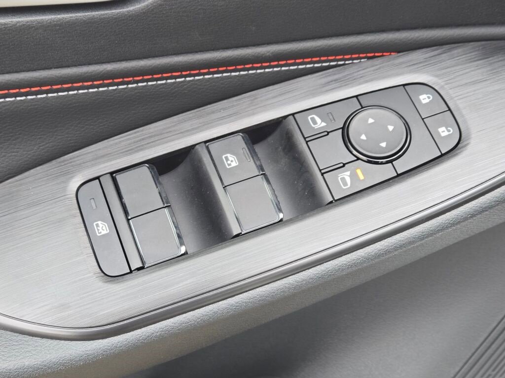 New 2026 Nissan Sentra SR image 20