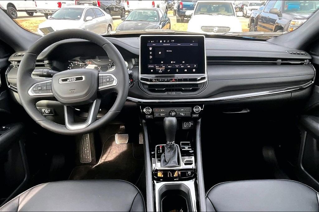New 2026 Jeep Compass Latitude AWD/4WD image 5