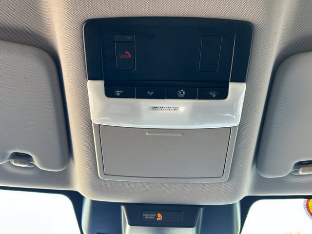 Used 2025 Nissan Rogue SV AWD/4WD image 52