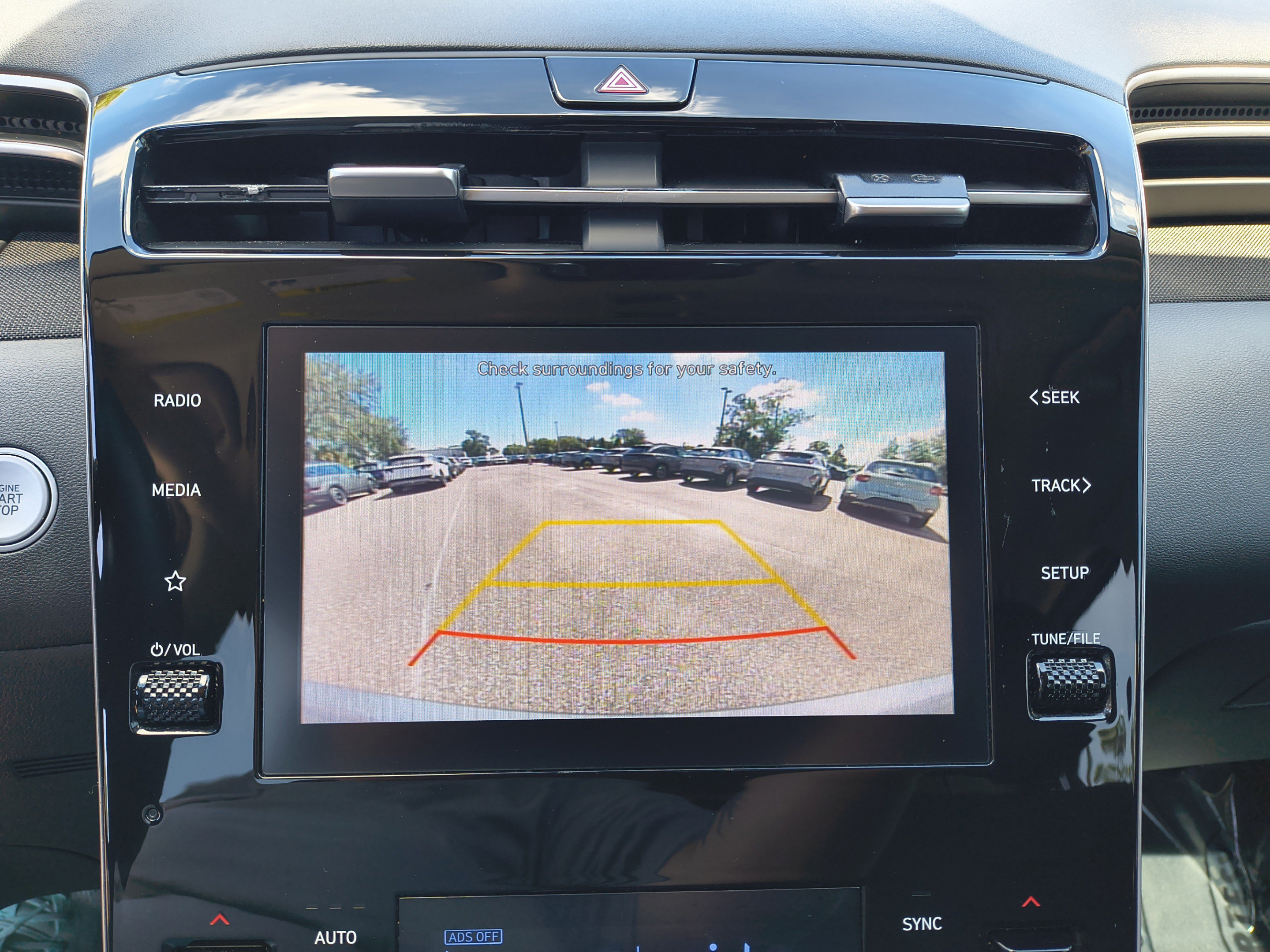 Certified 2023 Hyundai Tucson SEL w/ Convenience Package FWD image 24