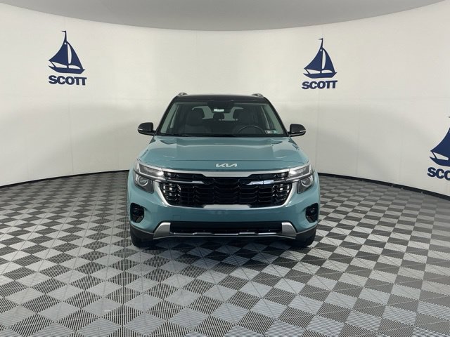 Used 2024 Kia Seltos S AWD/4WD image 2
