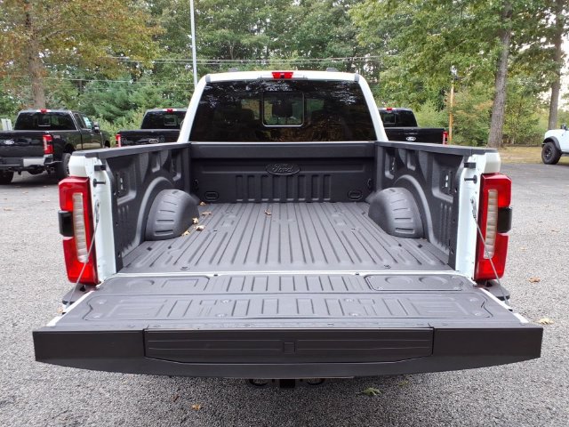New 2027 Ford F250 Lariat w/ Black Appearance Package AWD/4WD image 7
