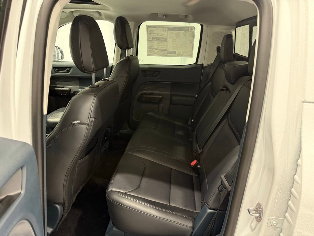 New 2025 Ford Maverick Lariat w/ Black Appearance Package image 17