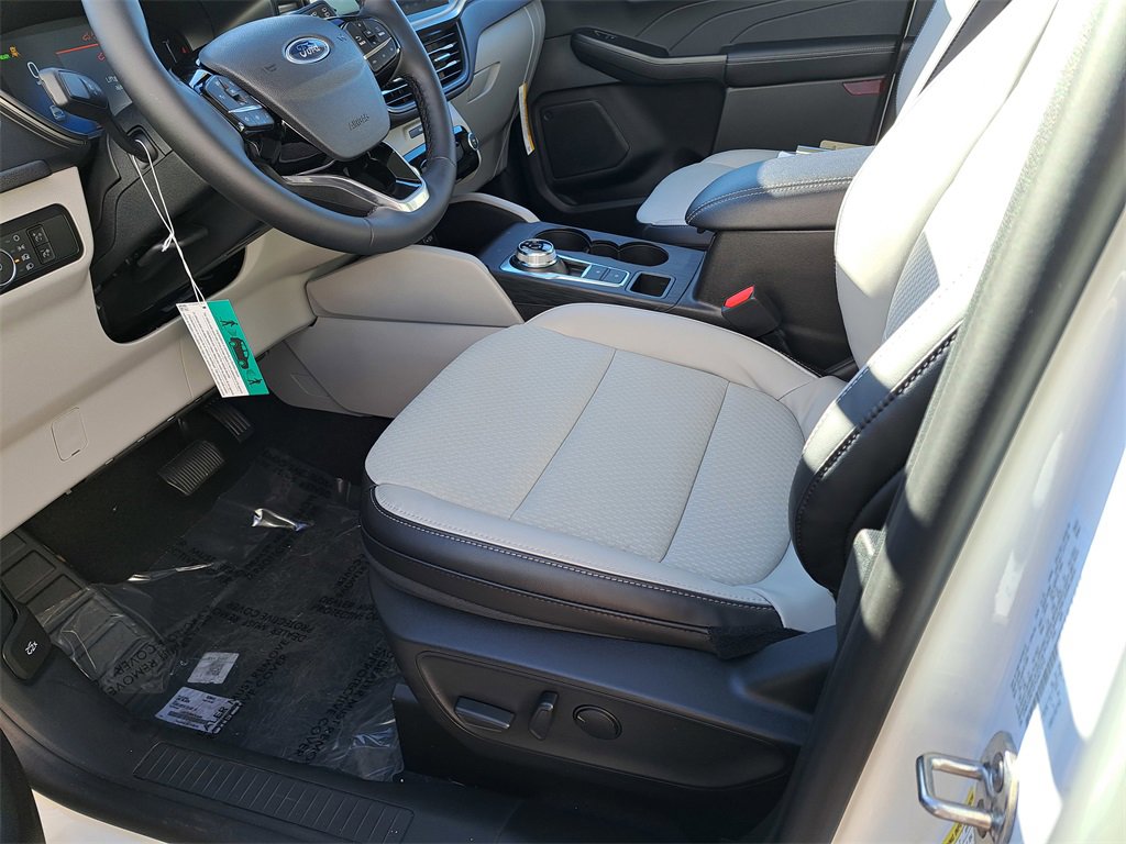 New 2026 Ford Escape Base image 11