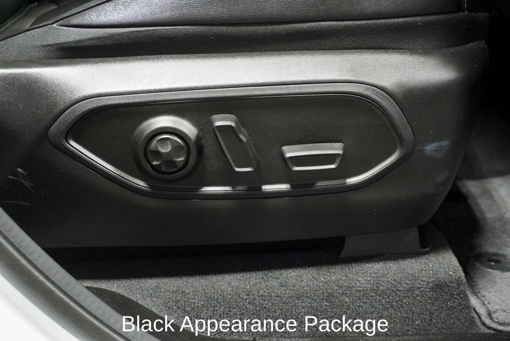 Used 2024 Jeep Grand Cherokee L Limited w/ Luxury Tech Group II image 5