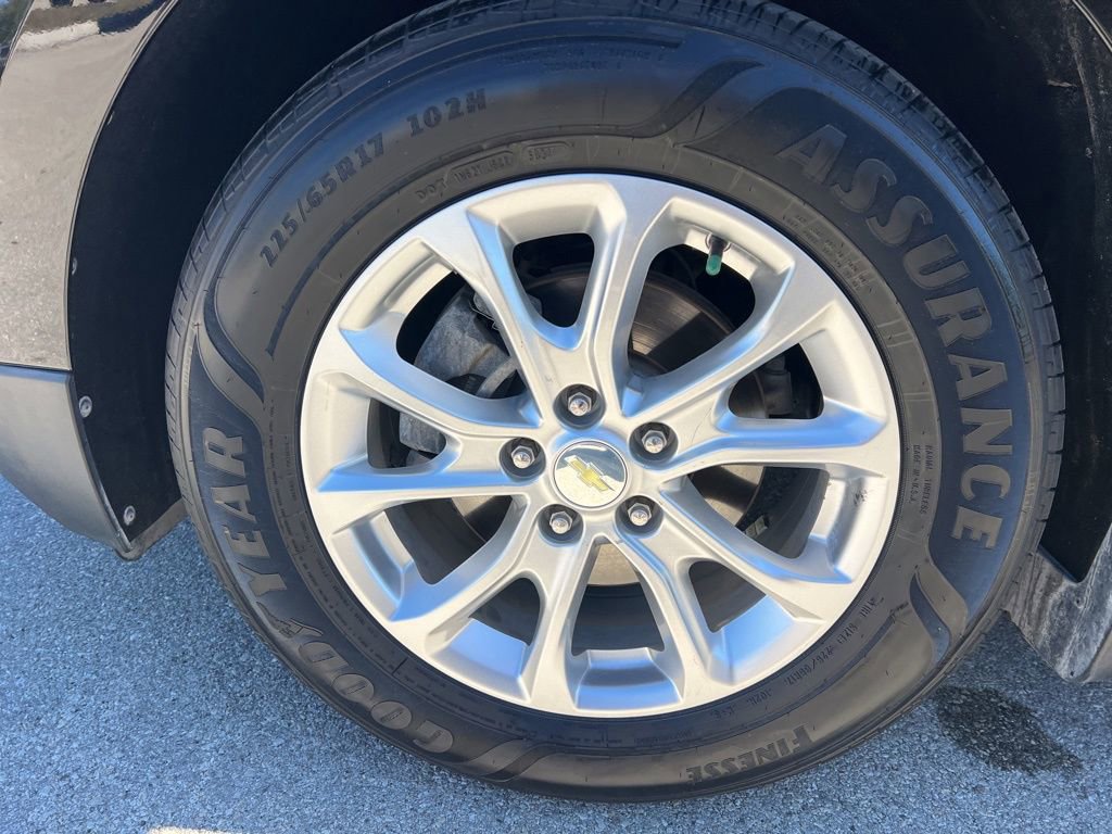 Used 2021 Chevrolet Equinox LT image 15