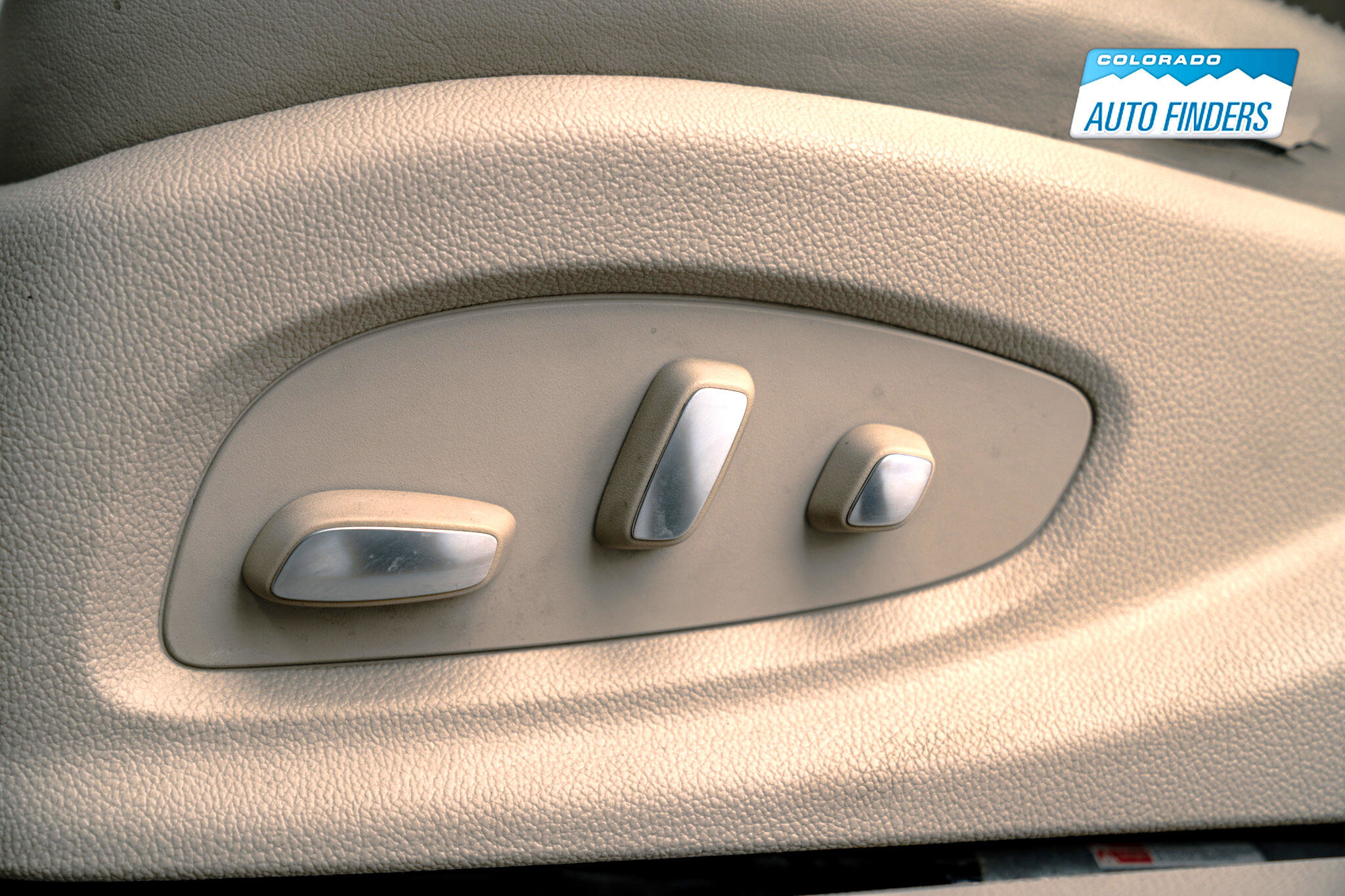 Used 2014 Cadillac XTS Luxury w/ Driver Awareness Package image 11