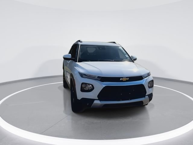 Used 2023 Chevrolet TrailBlazer LT FWD image 3