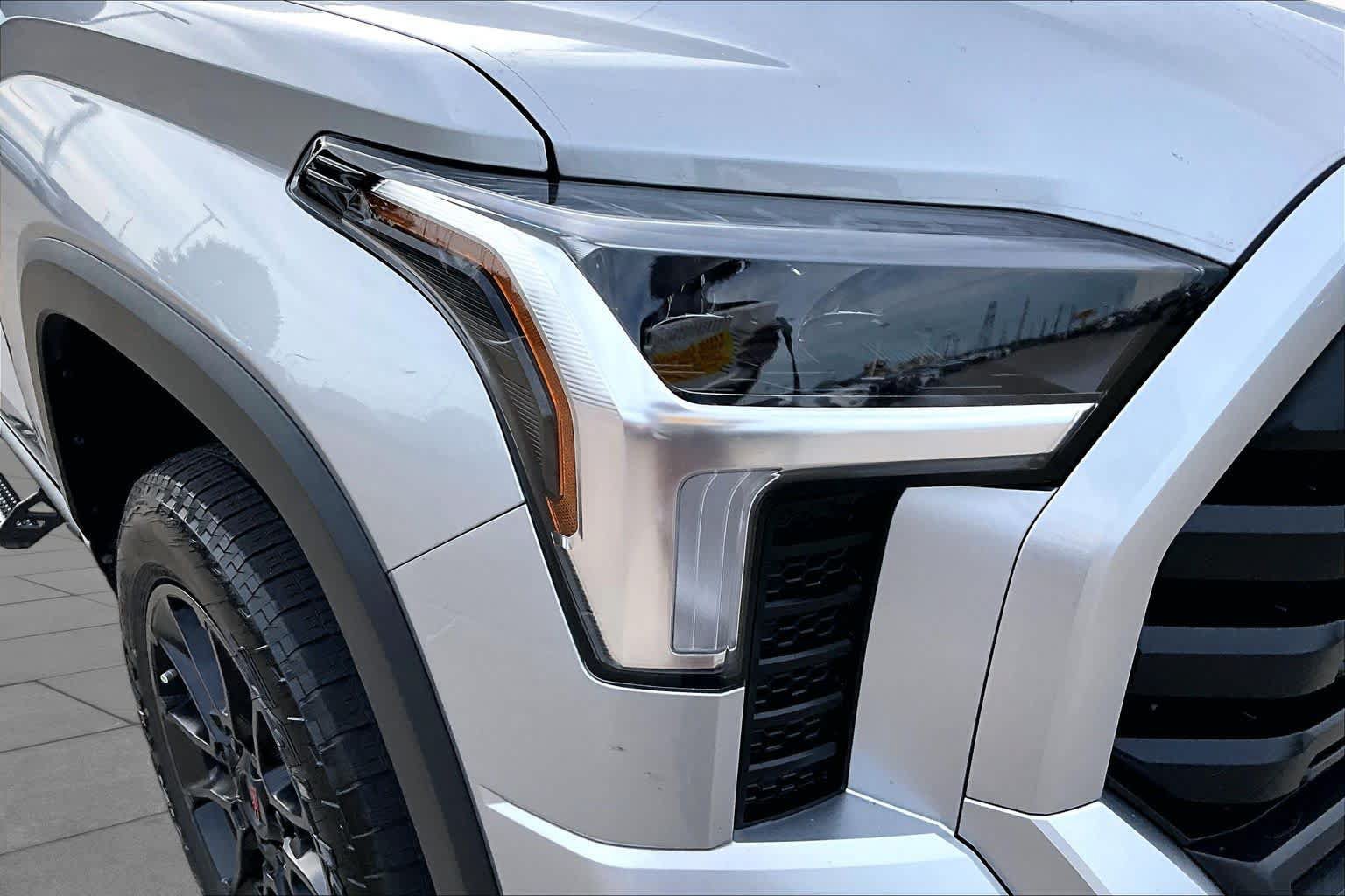 Used 2024 Toyota Tundra SR5 w/ SR5 Premium Package AWD/4WD image 28
