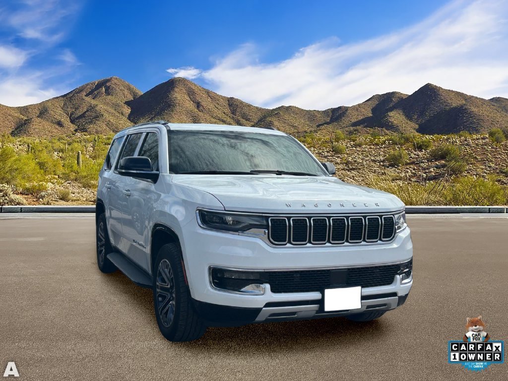 Used 2024 Jeep Wagoneer Series II w/ Flexible Seating Group RWD image 5