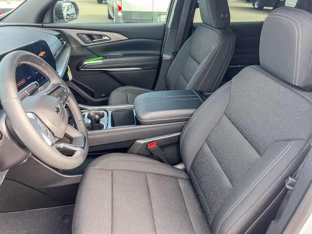 New 2026 Chevrolet Traverse LT w/ Midnight/Sport Edition image 16