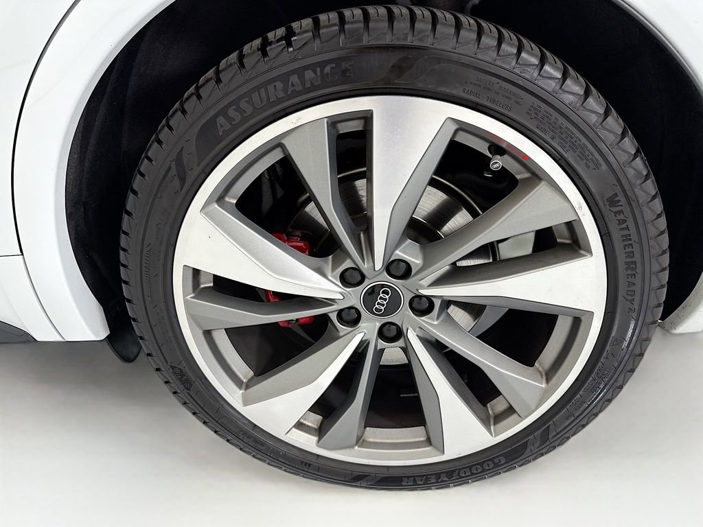 Used 2021 Audi SQ5 Premium Plus w/ Premium Plus Package image 30