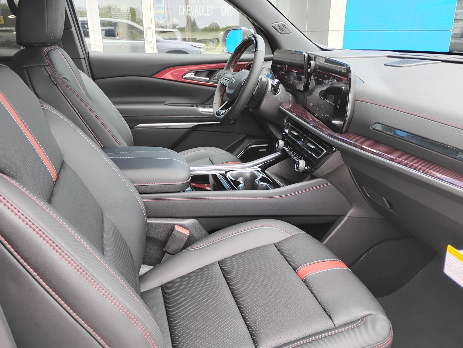 New 2026 Chevrolet Traverse RS FWD image 22
