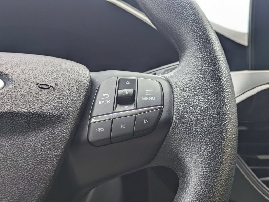 Used 2025 Ford Escape Active AWD/4WD image 23