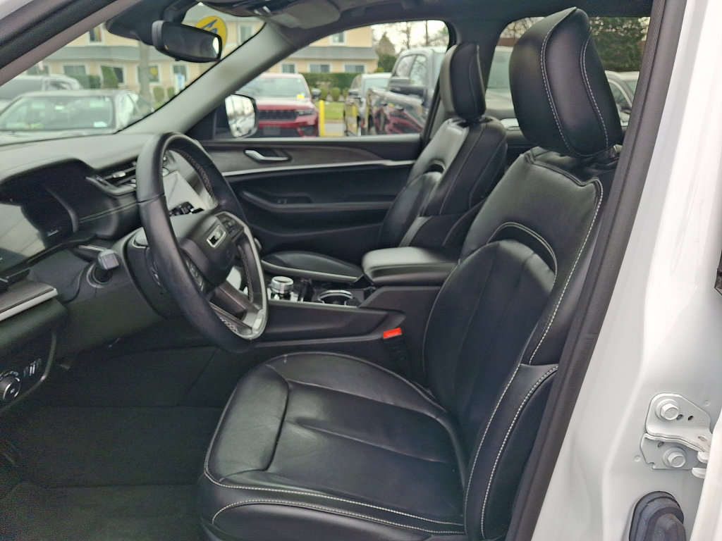 Used 2021 Jeep Grand Cherokee L Limited image 23