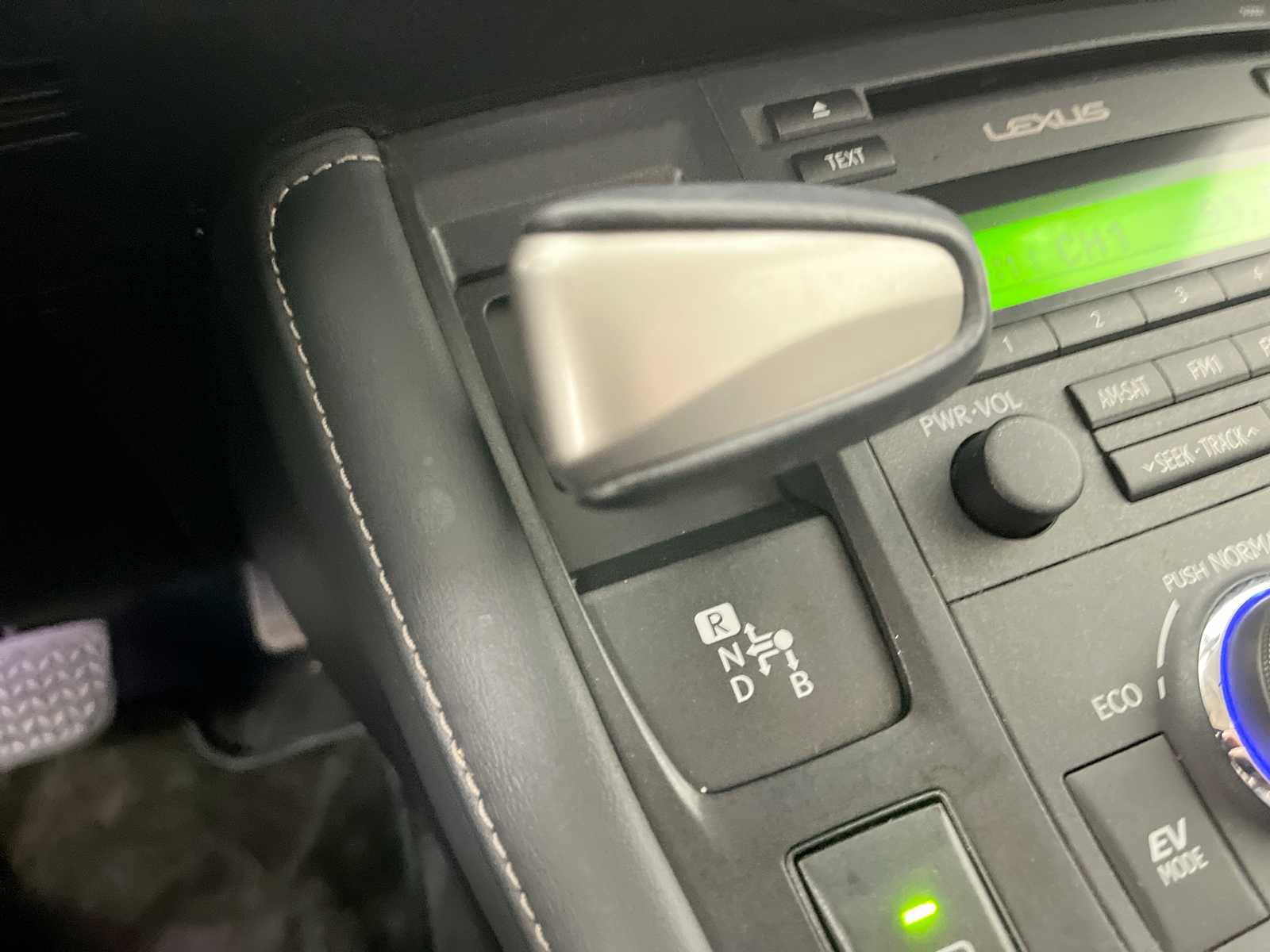 Used 2014 Lexus CT 200h image 21