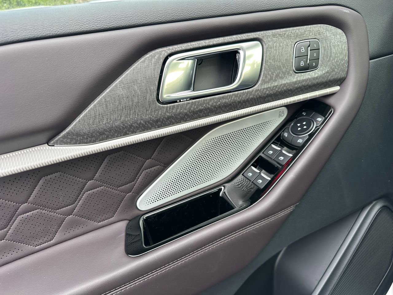 New 2026 Ford Explorer Platinum w/ LUX Leather Package image 36