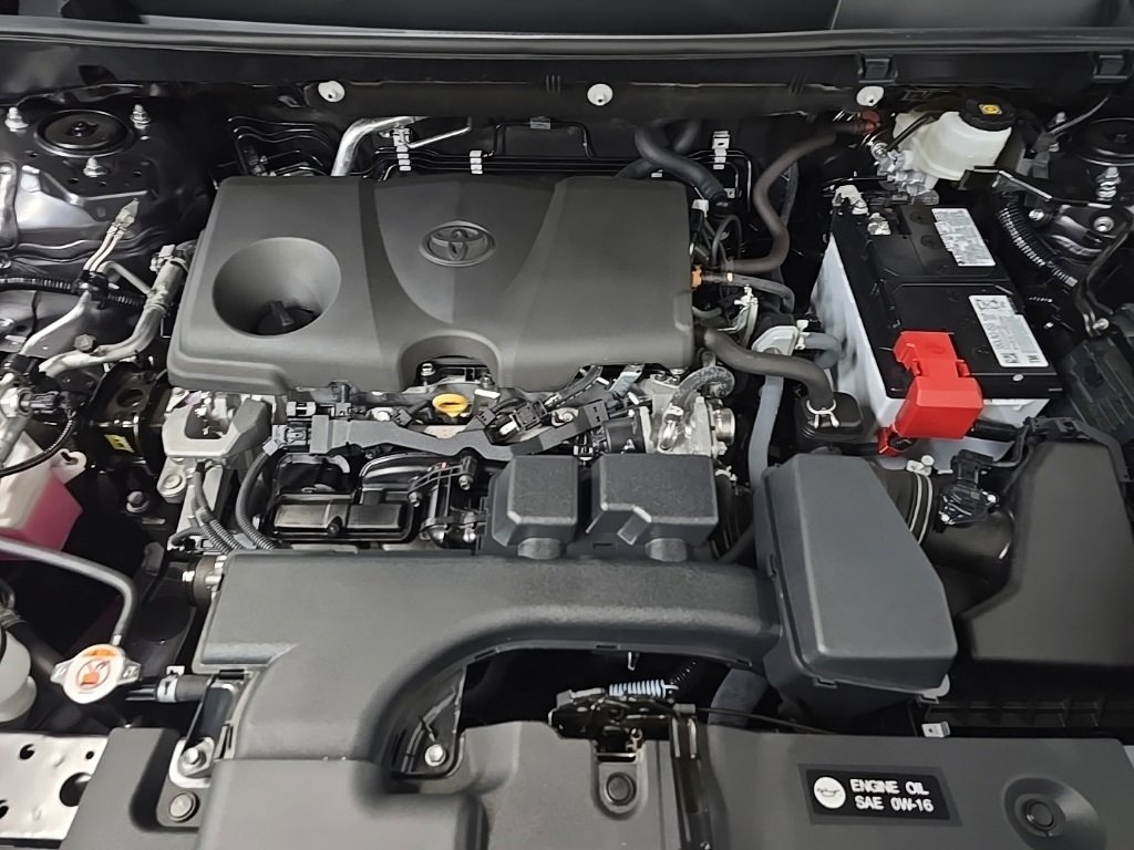 Used 2024 Toyota RAV4 XLE image 12