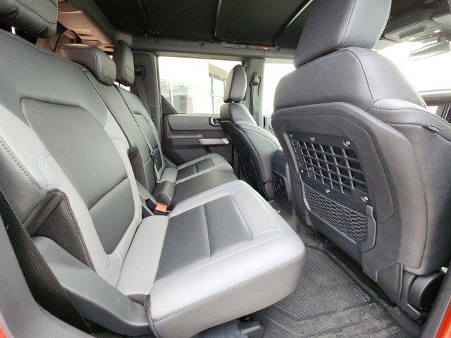 Used 2022 Ford Bronco Black Diamond image 7