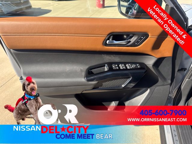 New 2026 Nissan Pathfinder Platinum w/ Cargo Package AWD/4WD image 16