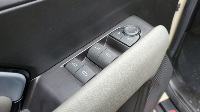 Used 2024 Chevrolet Colorado ZR2 w/ ZR2 Convenience Package III AWD/4WD image 9