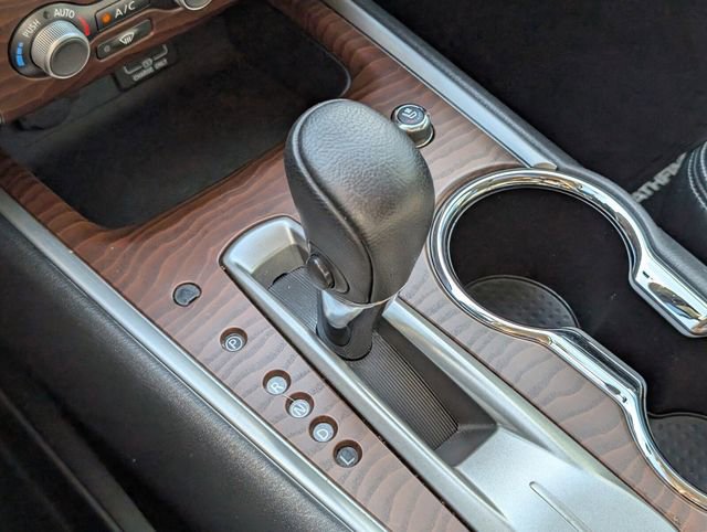 Used 2018 Nissan Pathfinder Platinum image 24