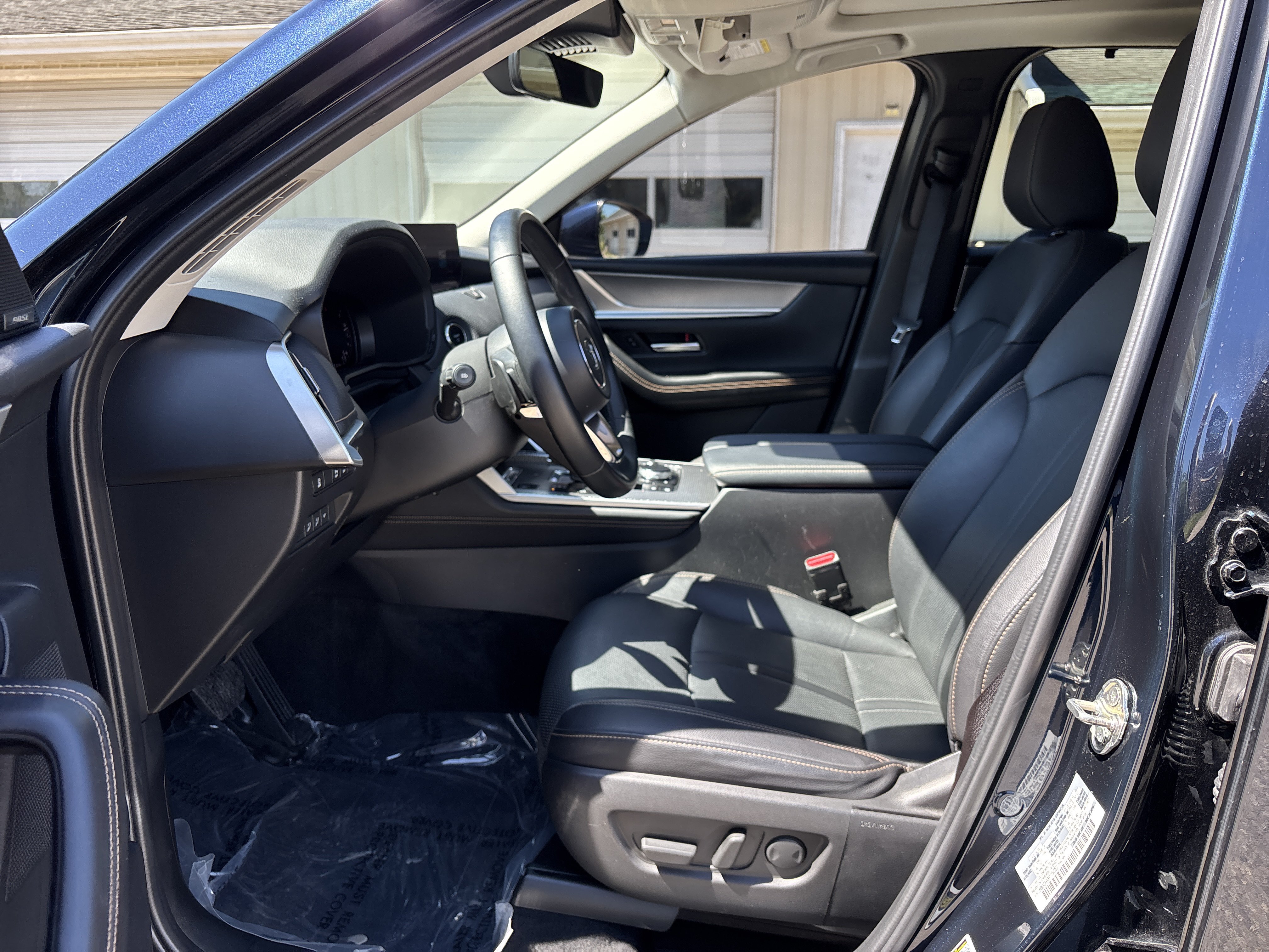 Used 2024 MAZDA CX-90 Plug-In Hybrid w/ Premium Pkg AWD/4WD image 16
