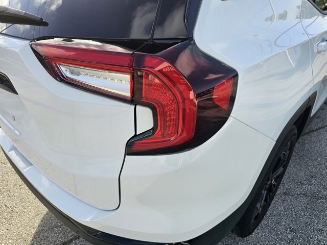 Certified 2022 GMC Terrain SLE w/ Driver Convenience Package image 12