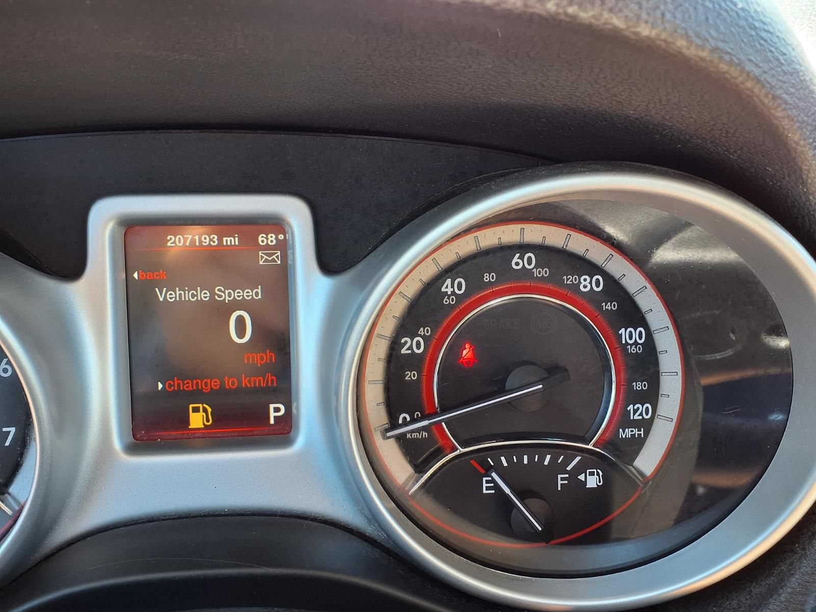Used 2017 Dodge Journey SXT w/ Comfort/Convenience Group FWD image 18