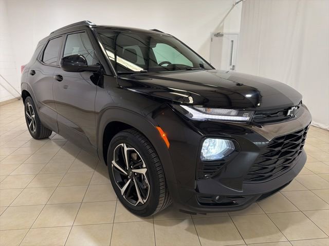 Used 2023 Chevrolet TrailBlazer RS w/ Sun and Liftgate Package image 7