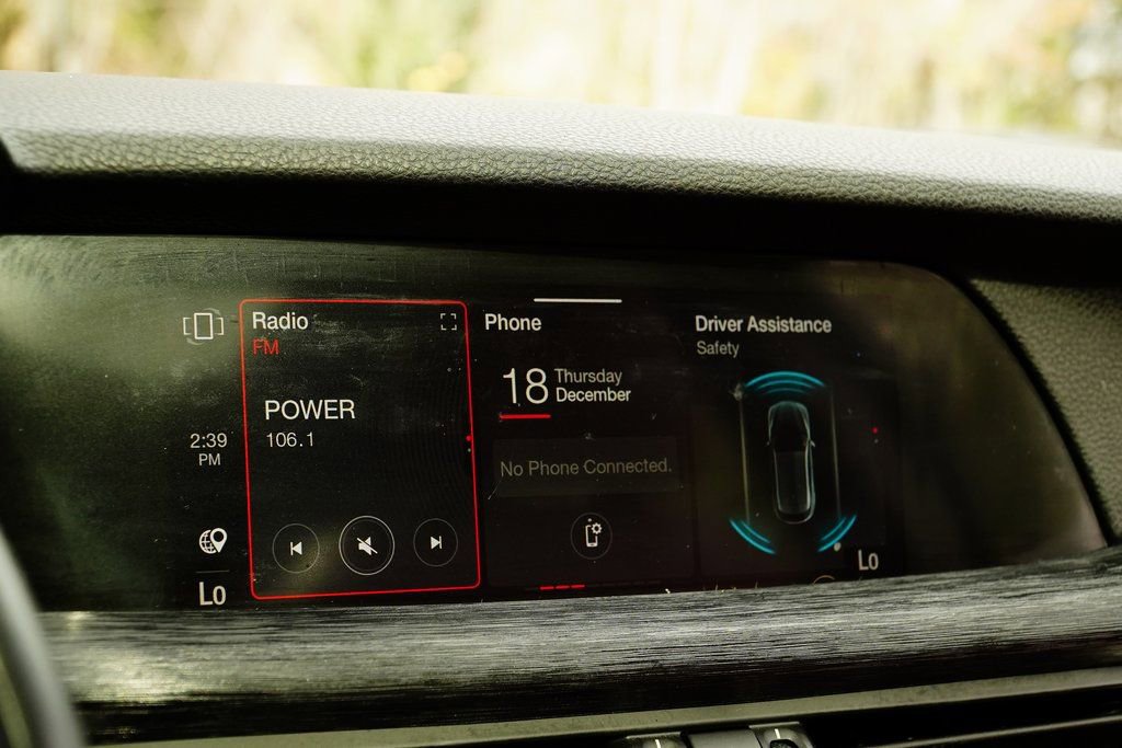 Used 2021 Alfa Romeo Stelvio Sprint w/ Sun & Sound Package image 17