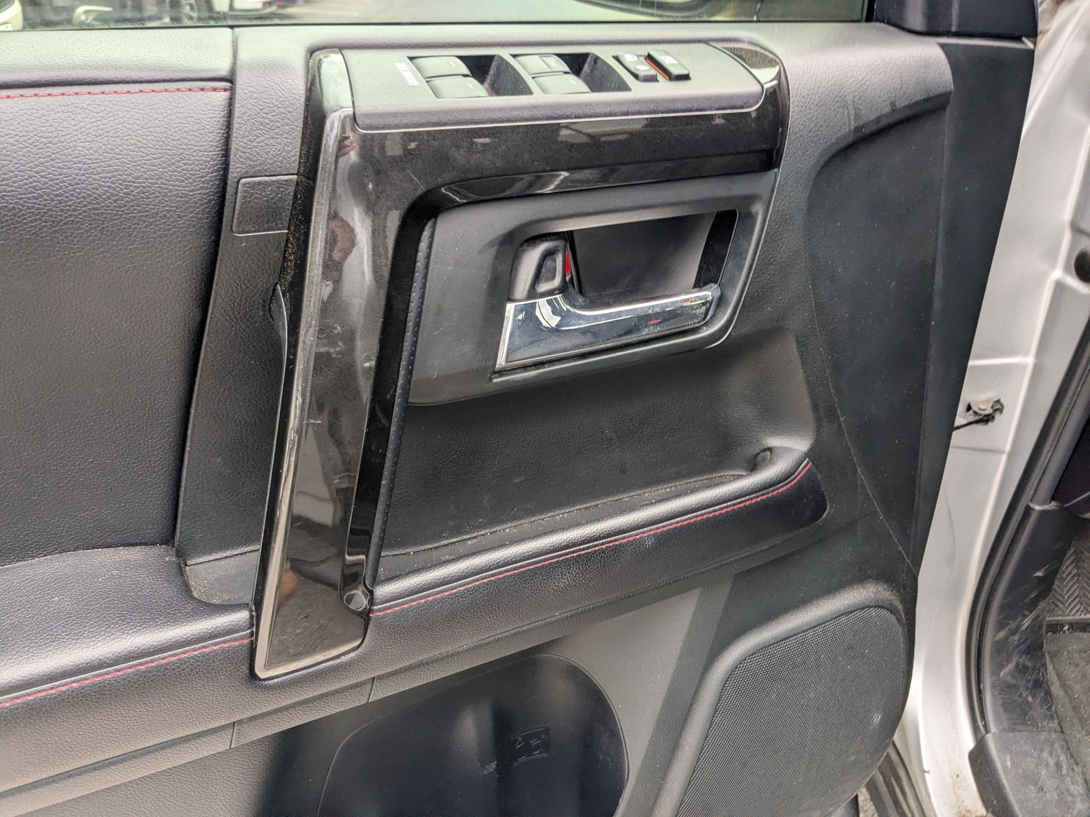 Used 2016 Toyota 4Runner Trail image 11