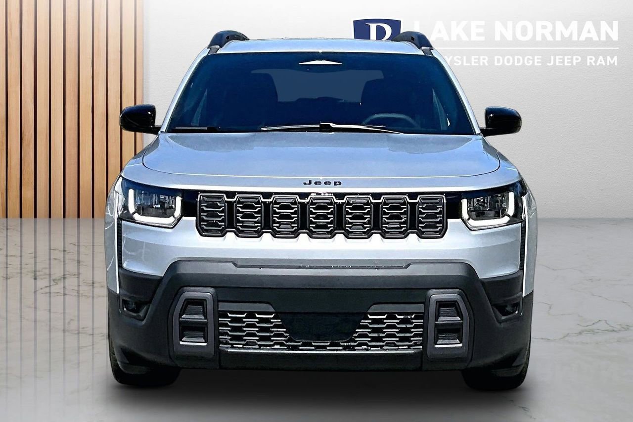 New 2026 Jeep Cherokee Laredo image 3