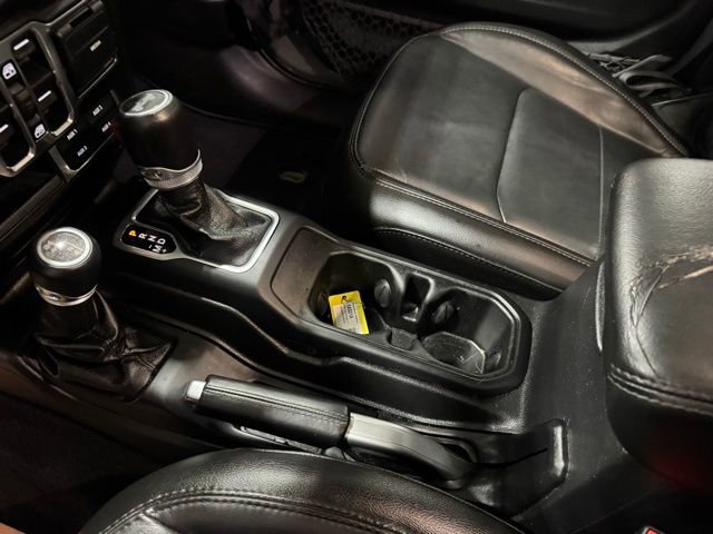 Used 2020 Jeep Wrangler Unlimited Sahara image 14