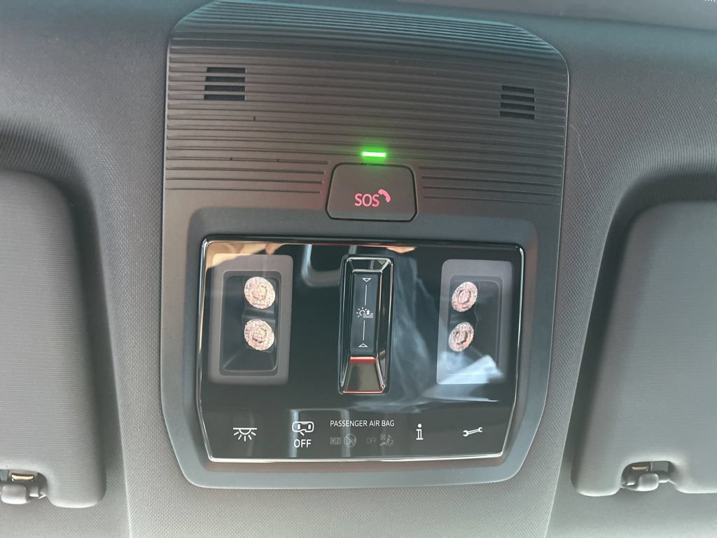 New 2025 Volkswagen ID. Buzz Pro S Plus AWD/4WD image 22