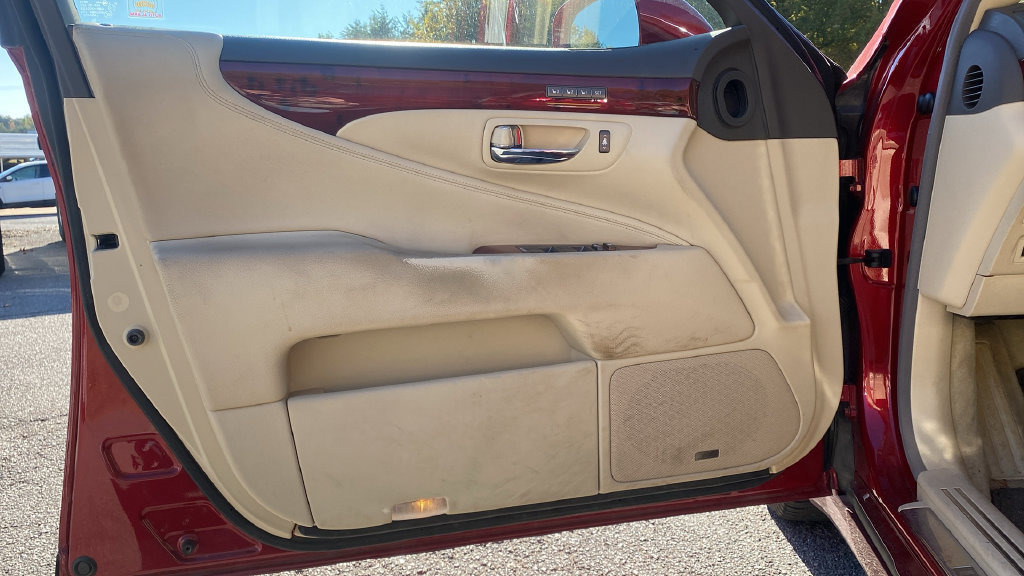 Used 2011 Lexus LS 460 AWD w/ Luxury Value Edition image 17
