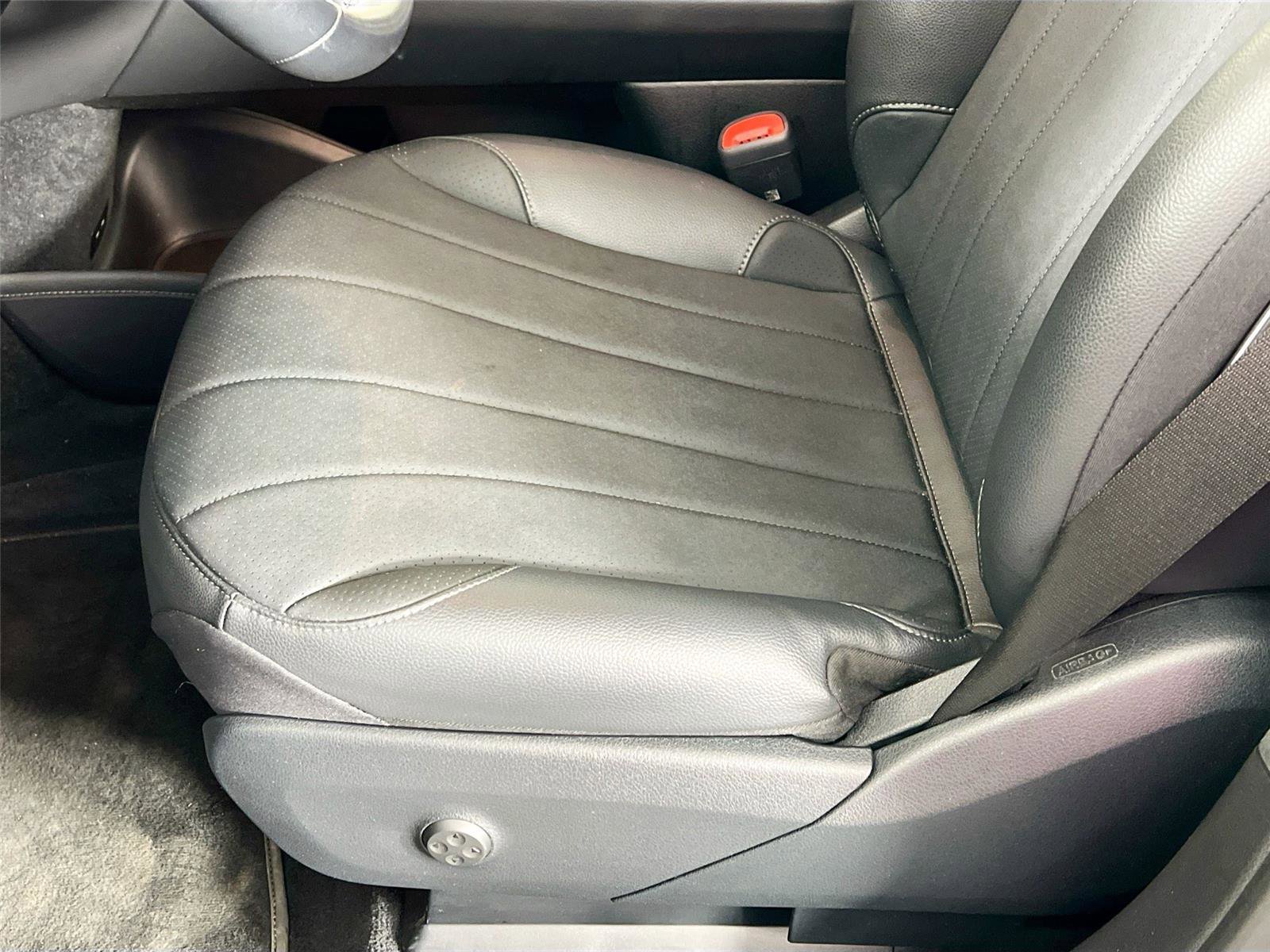 Certified 2023 Mercedes-Benz EQE 350+ 4MATIC SUV image 19