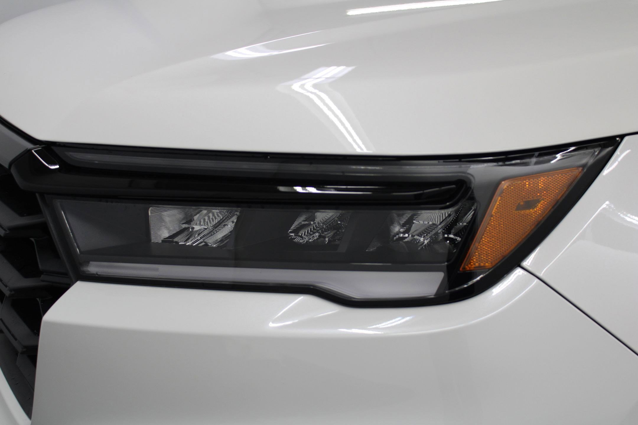 New 2025 Honda Pilot Sport image 11