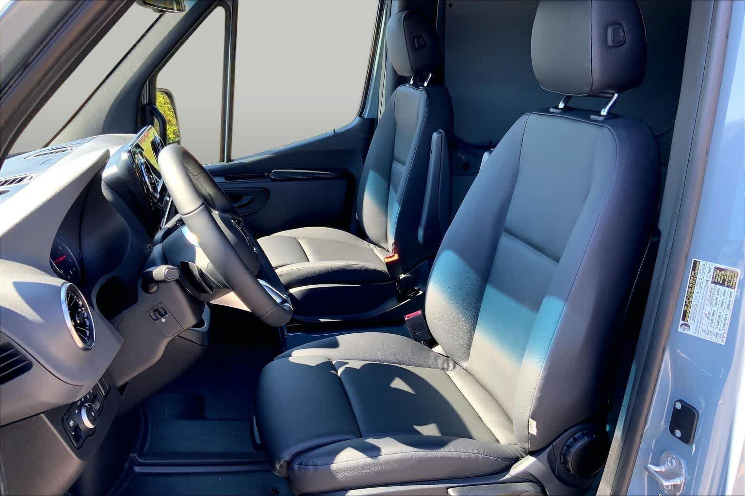 New 2026 Mercedes-Benz Sprinter 2500 image 12