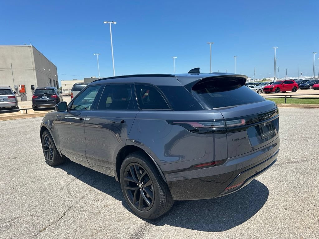 Used 2025 Land Rover Range Rover Velar Dynamic SE AWD/4WD image 3