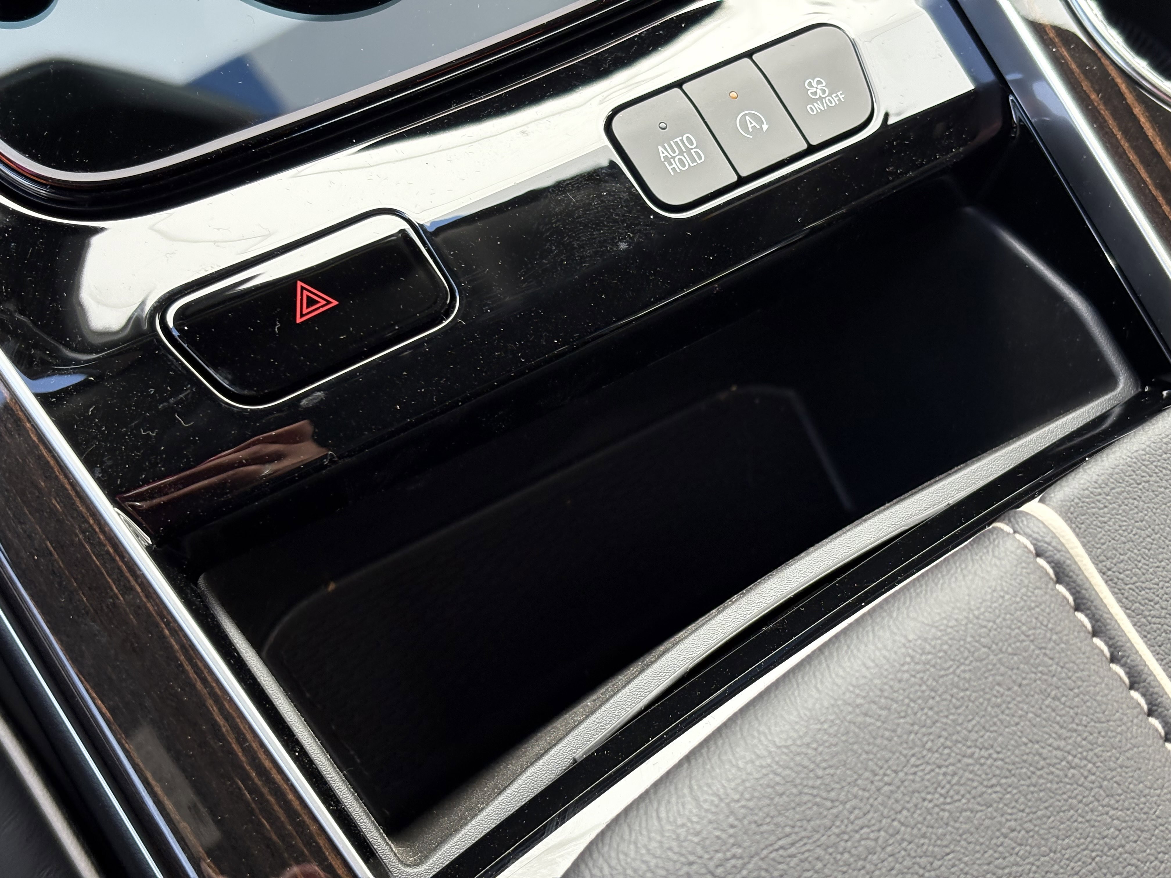 New 2026 Cadillac Escalade Luxury image 32