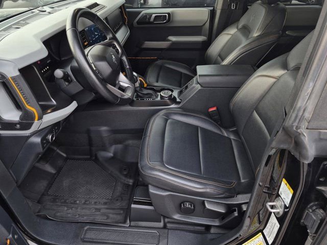 Used 2022 Ford Bronco Badlands image 9