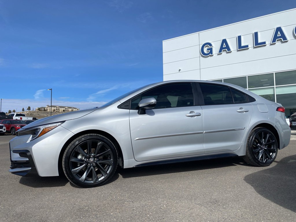 Used 2025 Toyota Corolla SE image 21